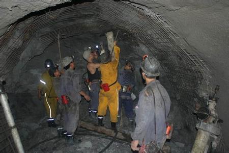 南京工程爆破中的危险因素分析以及应对工程爆破危险的措施